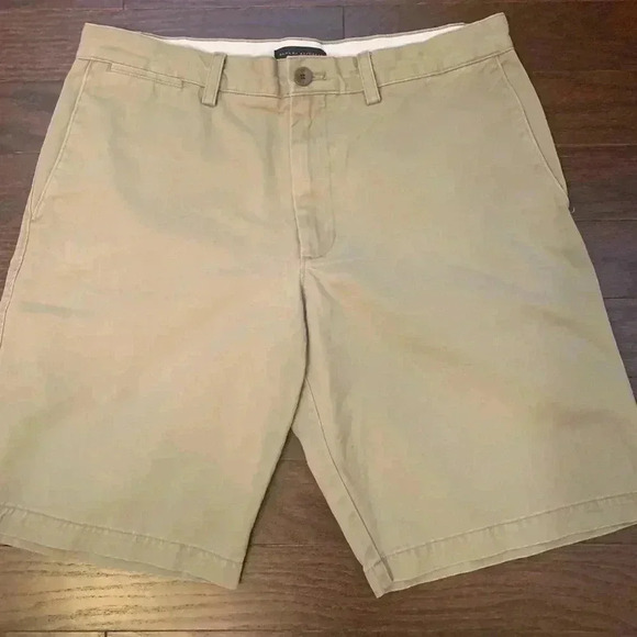 Banana Republic Khaki Flat Front Shorts - Picture 2 of 4